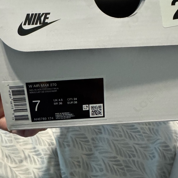 Nike Air Max 270 Beige and Black Sneakers - Picture 5 of 5